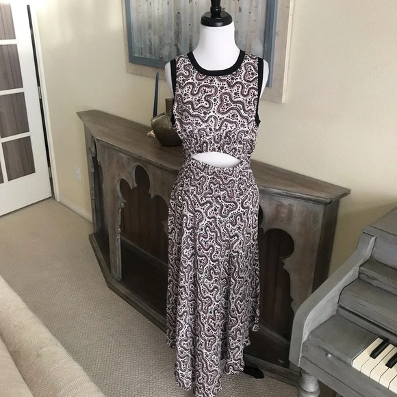 NWOT A.L.C. Sandra Floral Silk Cutout Midi Dress Black Ginger Smocked Panel 8 - Picture 5 of 11